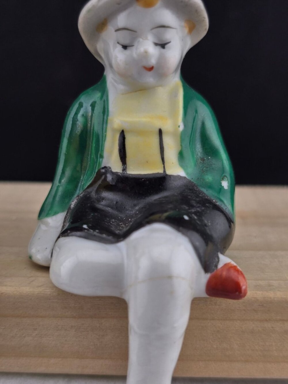 Vintage Porcelain Boy & Girl Shelf Sitter Figures Occupied Japan - Picture 4 of 15